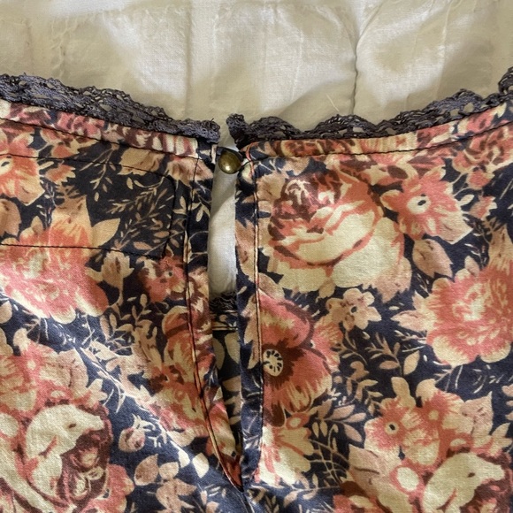 Current/Elliott floral sleeveless top - Picture 7 of 7